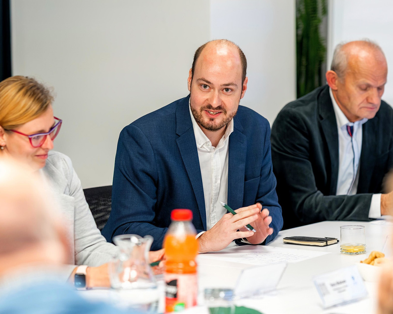 Odborné debaty a aplikácia vo výskumoch a firmách